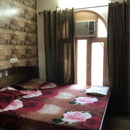 Hotel Prince Palace Patiāla Extérieur photo
