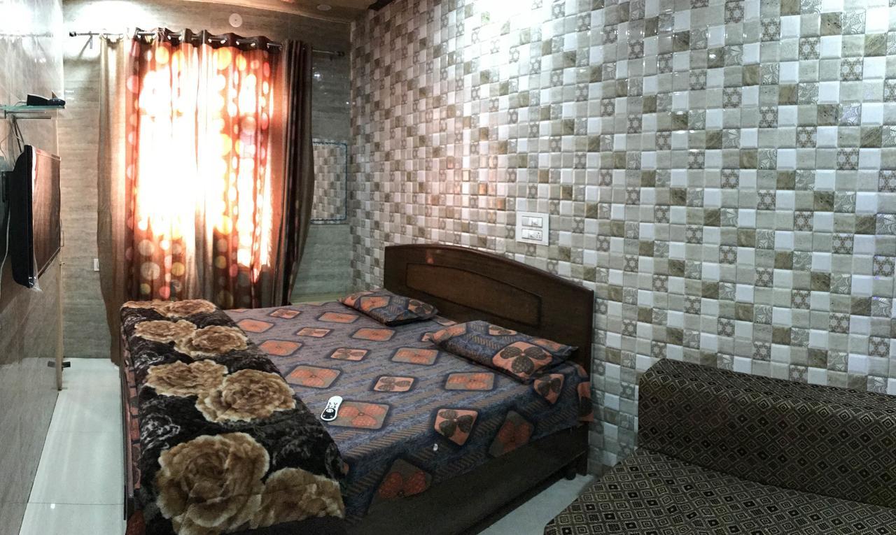 Hotel Prince Palace Patiāla Extérieur photo