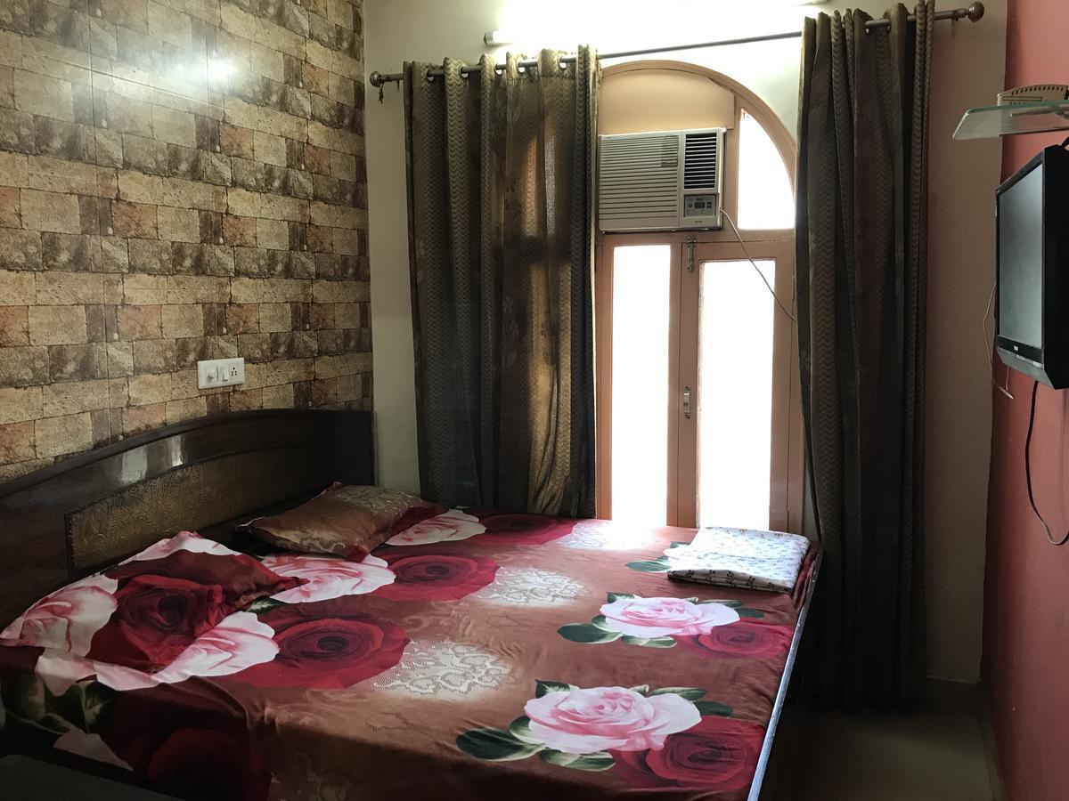 Hotel Prince Palace Patiāla Extérieur photo